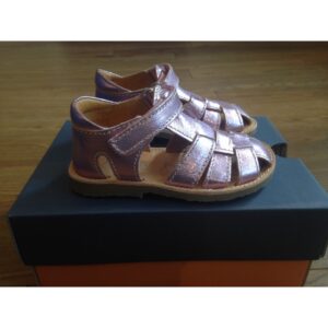 Petasil Just Girls Sandal - Metallic Pink